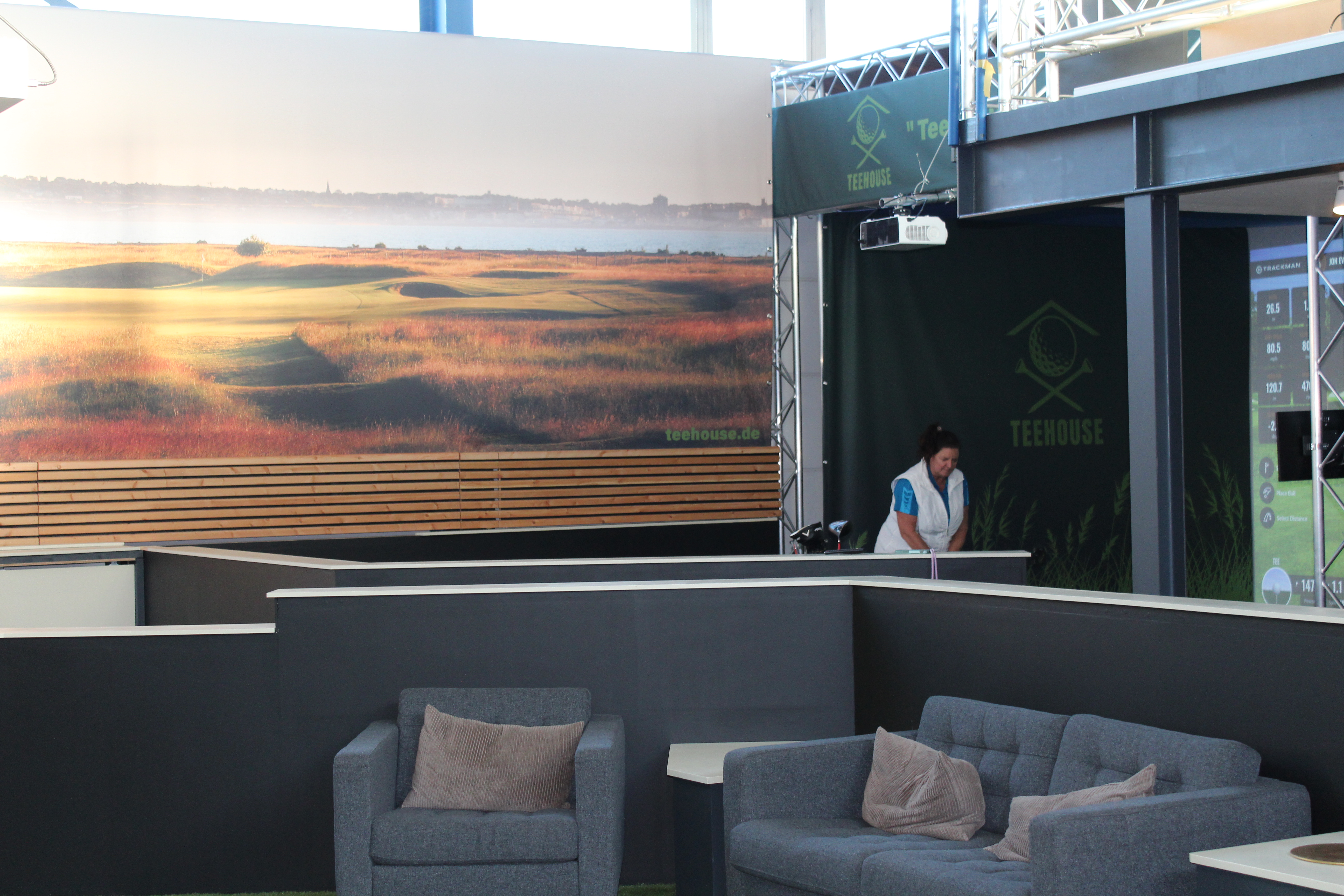 Putting calibrated to mat speed